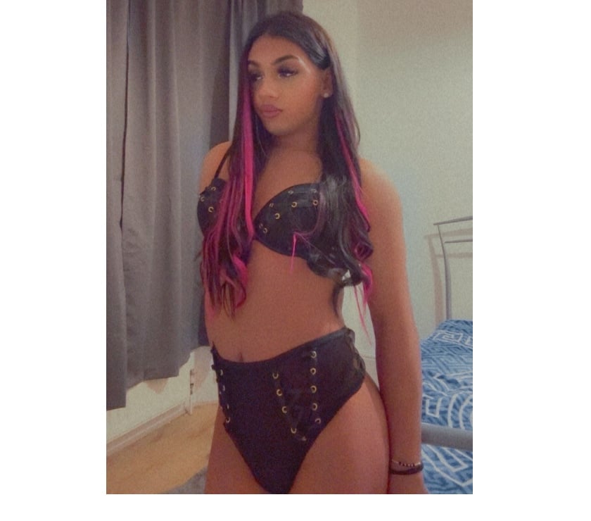 Escorts South East London Greenwich - South East London - Photos for 💦 🅿🅰🆁🆃🆈 🅻🅰🅳🆈 🅱🅾🆈 💦