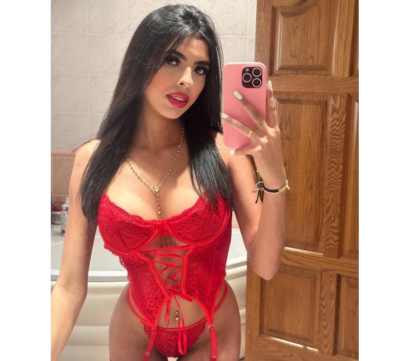 Escorts Warwickshire Warwick - Photos for LIVIA♥️GIRLFRIEND💯DOMINATRIX
