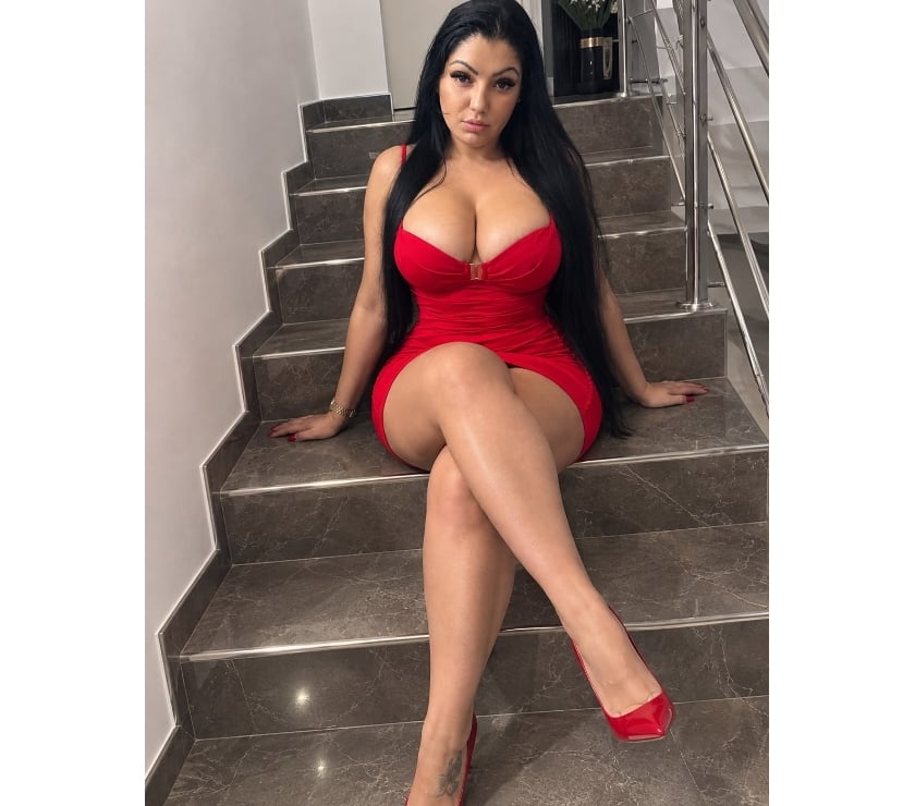 Bradford City Centre - Bradford — VANESSA BRADFORD  BEAUTY 💎 TEXT ME 📱