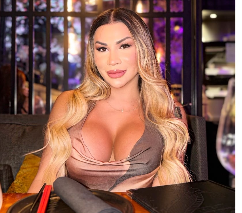 NAUGHTY BRAZILIAN VICK PORNOSTAR ♨️ HOT TRANSEXUAL😈