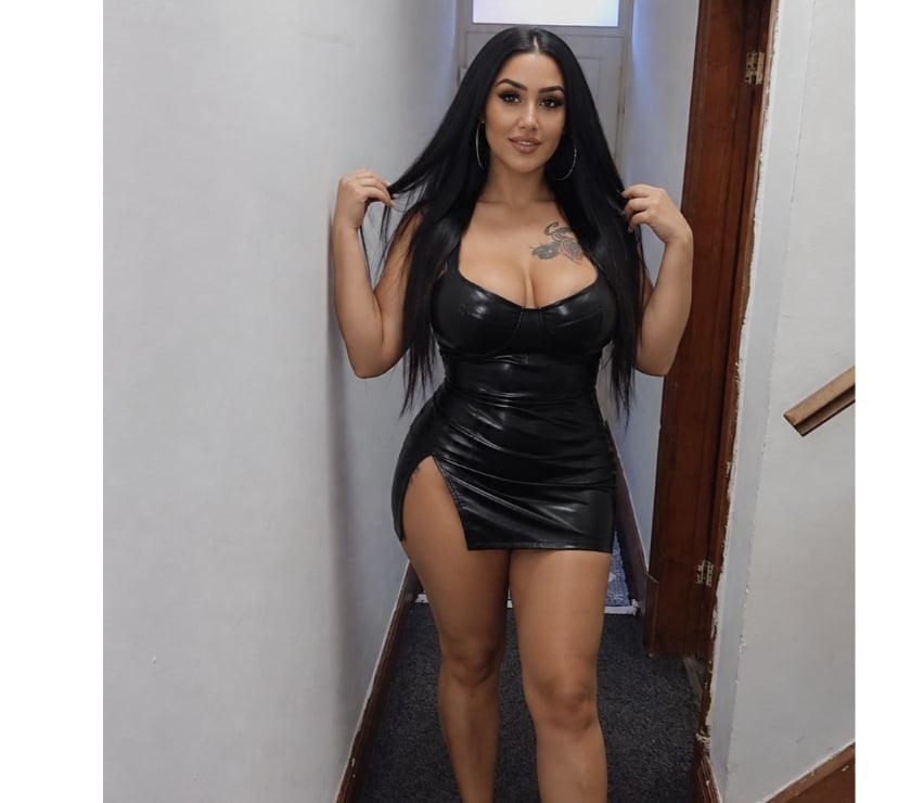 Hi Gentlemen im Sara new in town