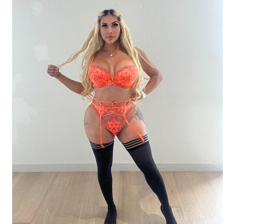 Trans Escorts Newport - Wales Newport City Centre - Newport - Photos for Sherezade Blonde TRANS🍆🍑💋OWO-DOMINATION-TOYS
