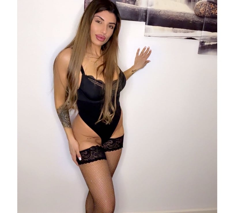 Escorts Wiltshire Swindon - Photos for Nicole Nicole 💯