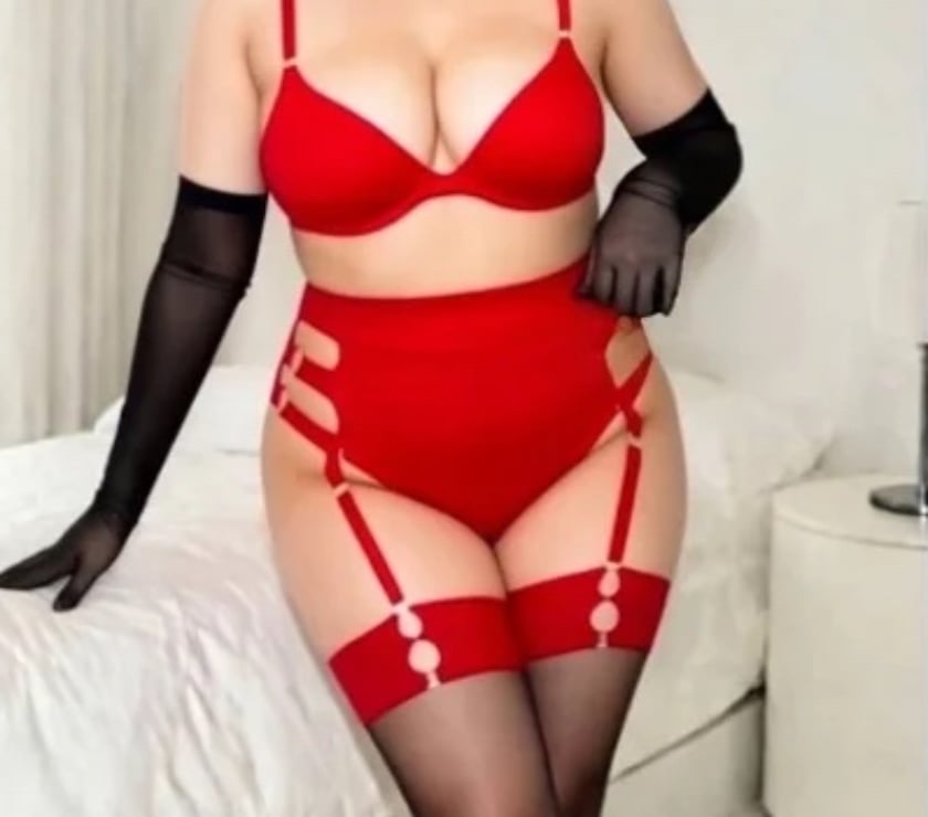 Escorts Wiltshire Swindon - Photos for BELLA💦 HOT CURVY PARTY-GIRL🥂INCALL&OUTCAL TOYS🍭