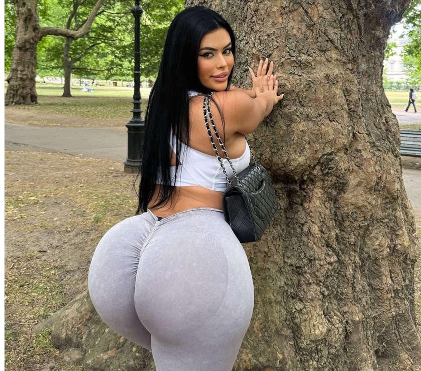 Escorts Greater Manchester Manchester - Photos for SEXY CHLOE MISS ASS 🍑 SPICY PARTY 🥂🫦😈