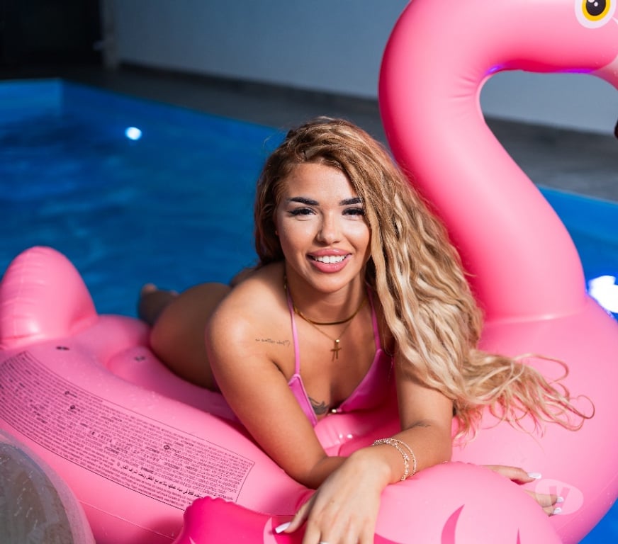 Escorts Central London Mayfair - Central London - Photos for 🍒 Cherry | Petite, Sweet & Elegant Lady ✨