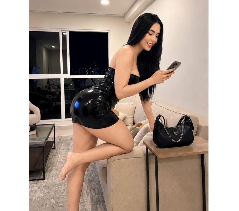 Escorts West Midlands Birmingham - Photos for JESSICA, FUN-LOVING & FULL OF ENERGY 🥰🍑💋