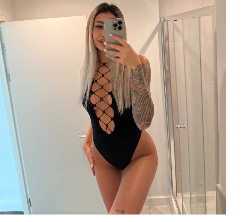 Croydon Town Centre - Croydon — Jasmine🎀Blonde girl 👸🏼