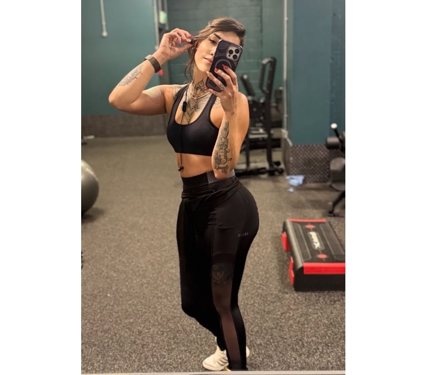 Escorts West London Hillingdon - Photos for Inked Brazilian Bombshell 🇧🇷 💥Killer Curves