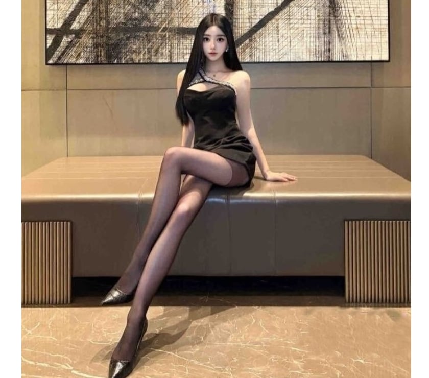 Escorts East London Canary Wharf - East London - Photos for 🧡lovely Asian girl💯new in town & short stay