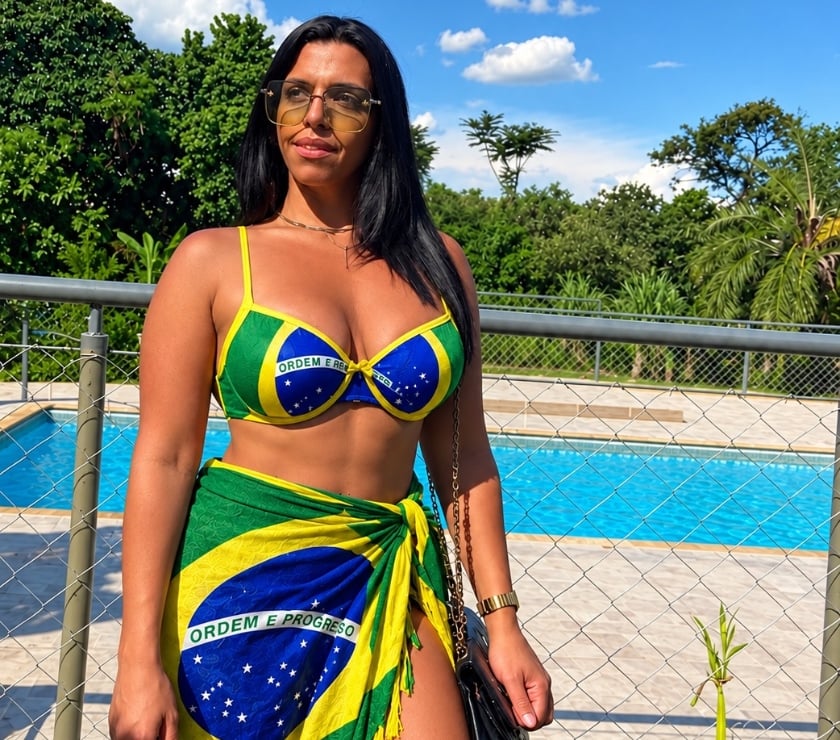 Birmingham City Centre - Birmingham — PornoStar Kessia Brunelly 🇧🇷🇧🇷 XXL