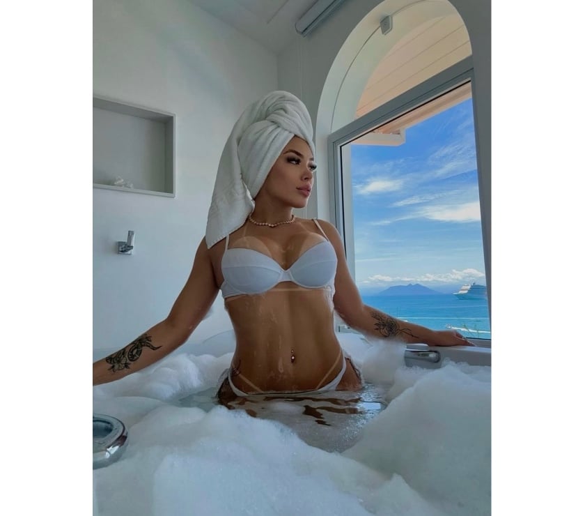 Escorts Hertfordshire Watford - Photos for 💯 REAL PIC 🔥 ATTRACTIVE GIRL FOR COMPANY 💋
