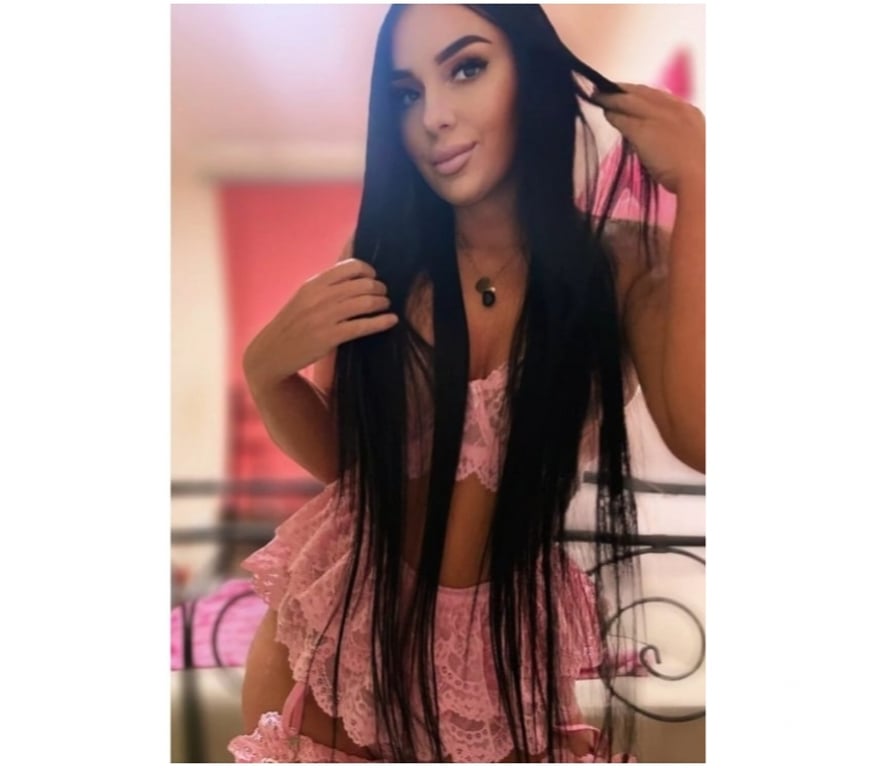 Escorts Causeway Coast and Glens Portstewart - Causeway Coast and Glens - Photos for New brunette girl 🥰 just arrived pic real