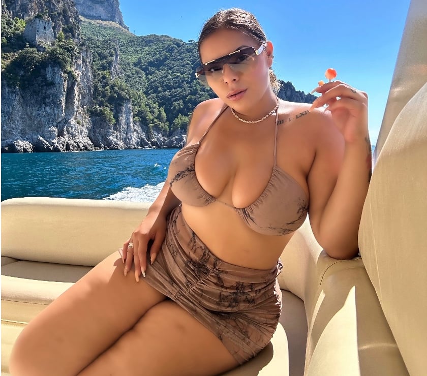 Escorts South West London Sutton - Photos for 📲CAMILLY CURVY BODY❌GFE❤️FULL PARTY 07777369828