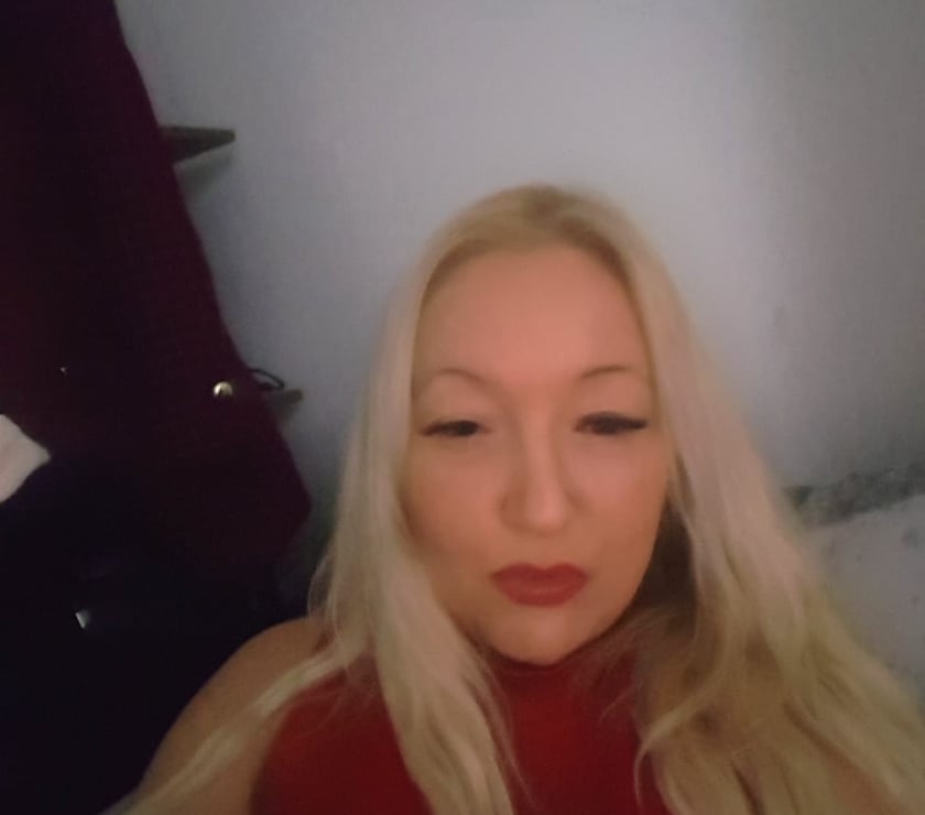 Escorts Leicestershire Leicester - Photos for SEXY ENGLISH MILF LAUREN