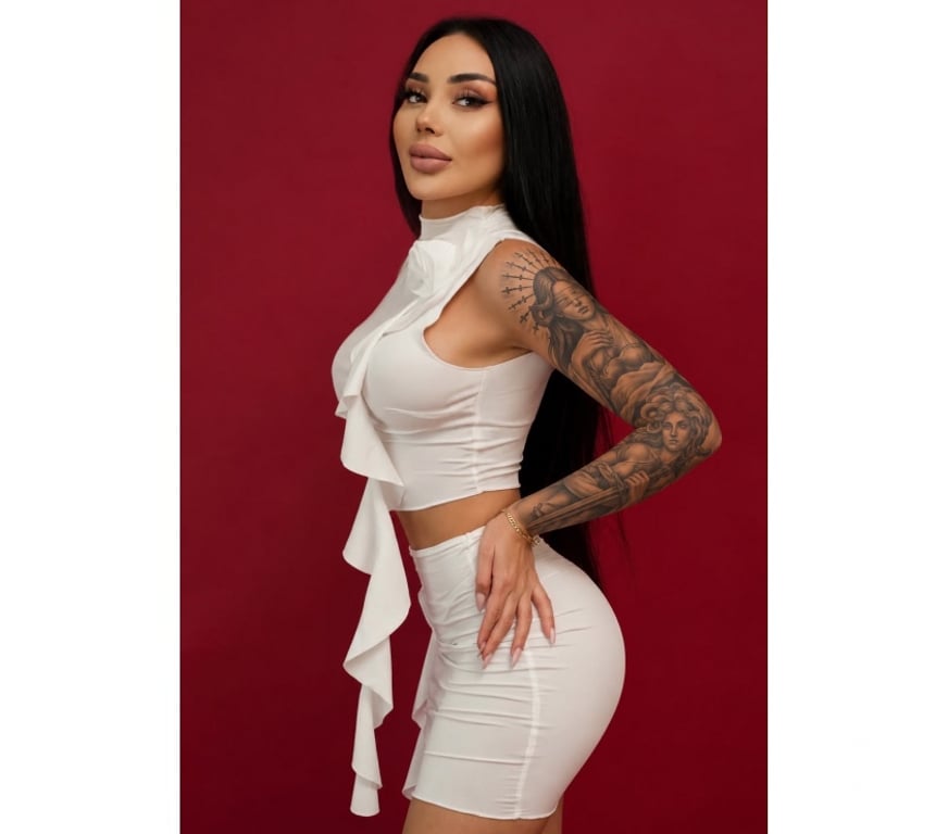 Escorts West Berkshire Newbury - West Berkshire - Photos for TINY HOT CURVY❤️OUTCALL ,PARTY AND TOYS !! ❤️🔥