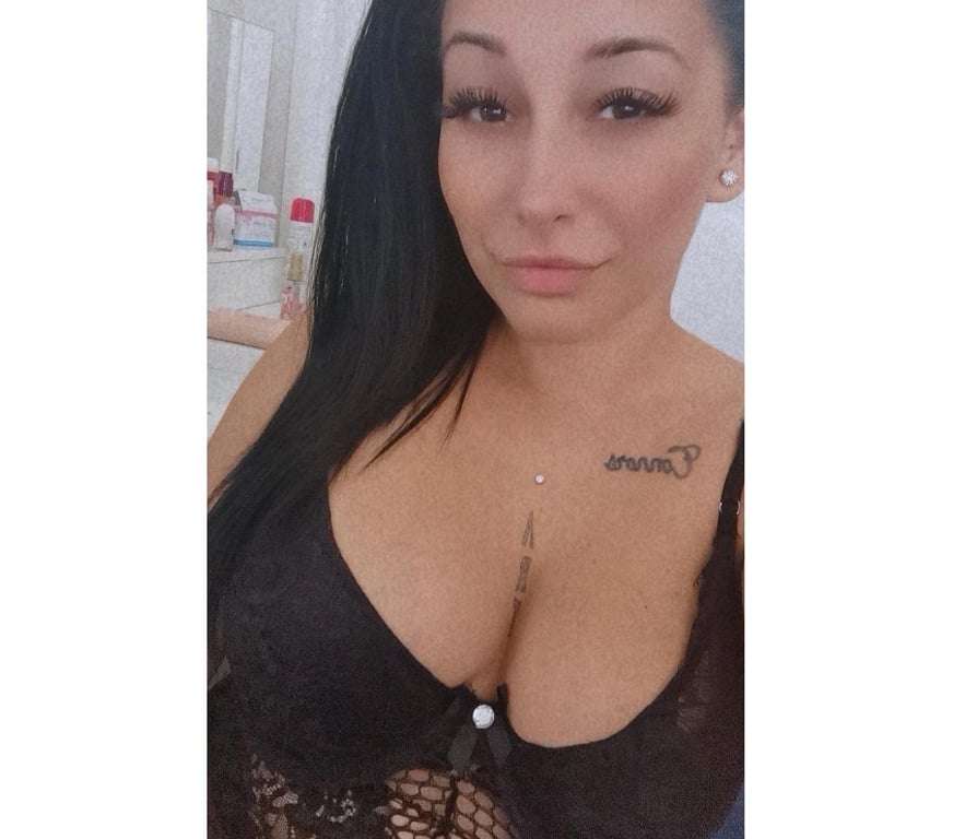 Escorts North West London Harrow - Photos for 🌸 💋 LARA 💋🌸