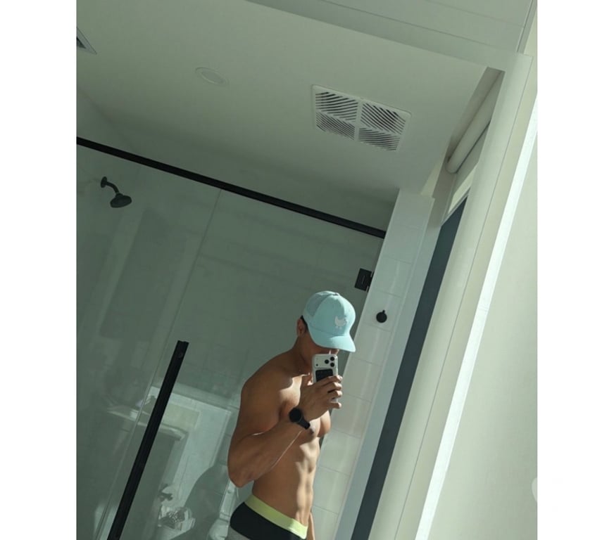  Gay massage West London Hillingdon - Photos for 🇧🇷BRAZILIAN BOY, HOT 😏 XL 🔥
