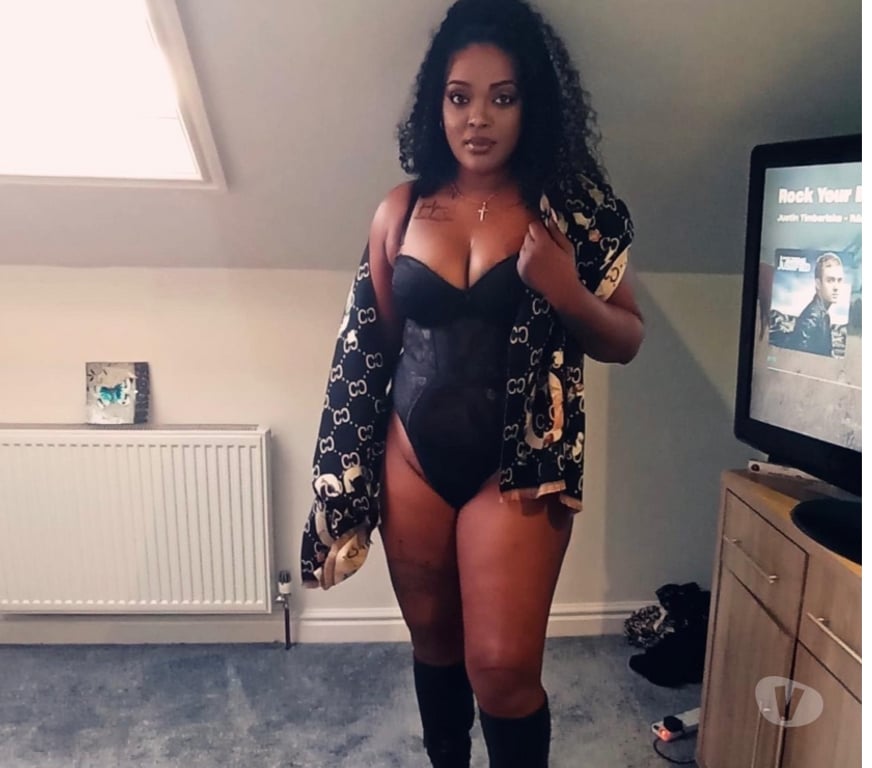 Escorts Leicestershire Leicester - Photos for IvyRed…come and explore with me xxx