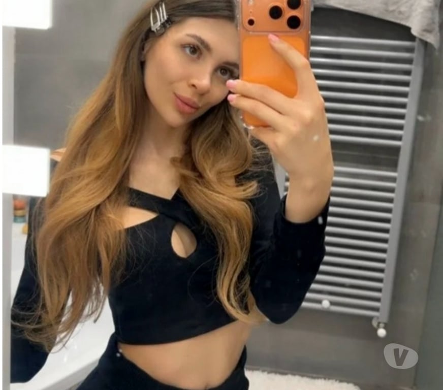 Escorts East London Redbridge - Photos for Mami luna 💕 party🔥