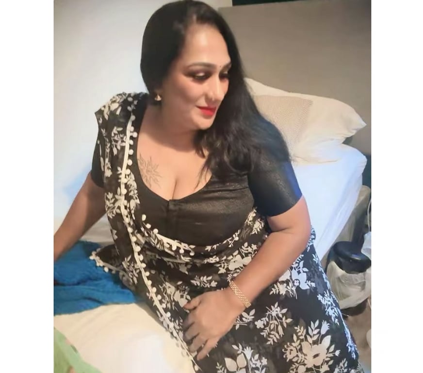 Escorts Bedfordshire Luton - Photos for IM REVATHI NEW TO TOWM