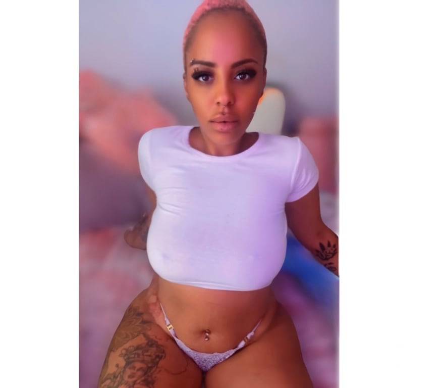 Escorts North London East Finchley - North London - Photos for TatiieDaBaddie with the best OWO 😉