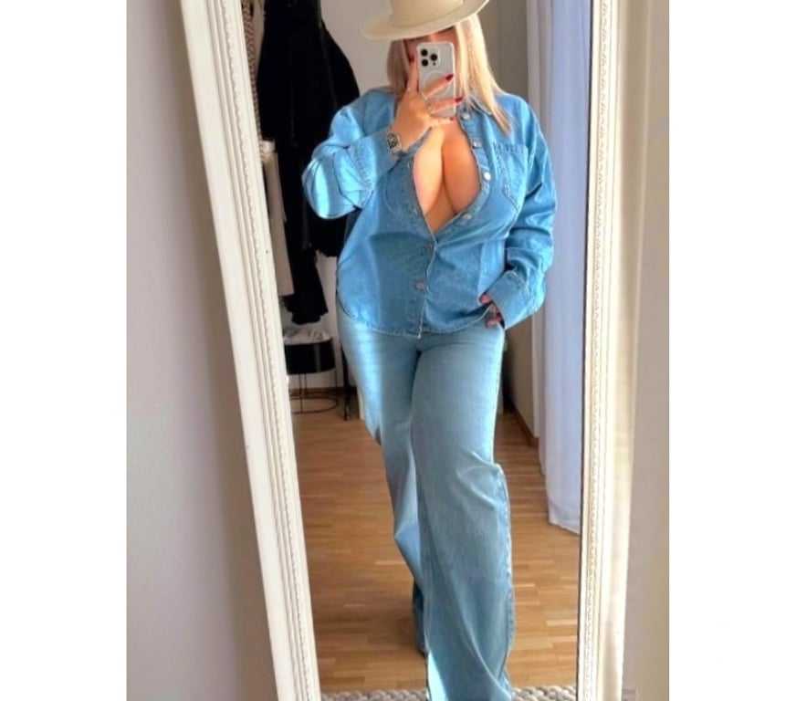 Escorts West Midlands Coventry - Photos for ❤️blonde girl big🍑big🍒 party❤️🥂