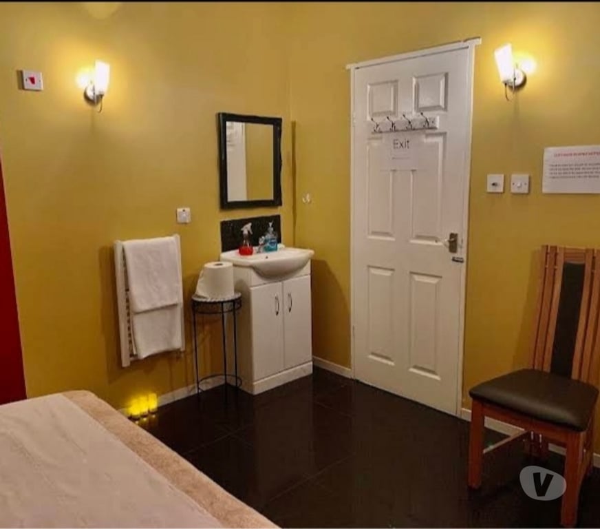 Full body massage Surrey Woking - Photos for Magic healing intuitive space for massage