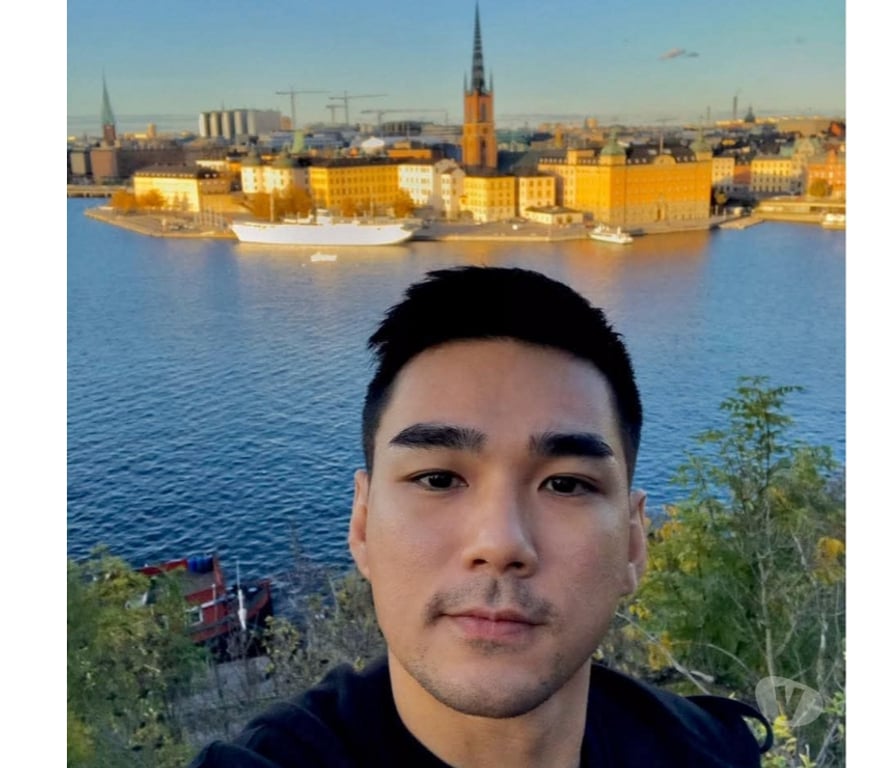  Gay massage South East London Elephant & Castle Station - South East London - Photos for Cute Asian Boy in town