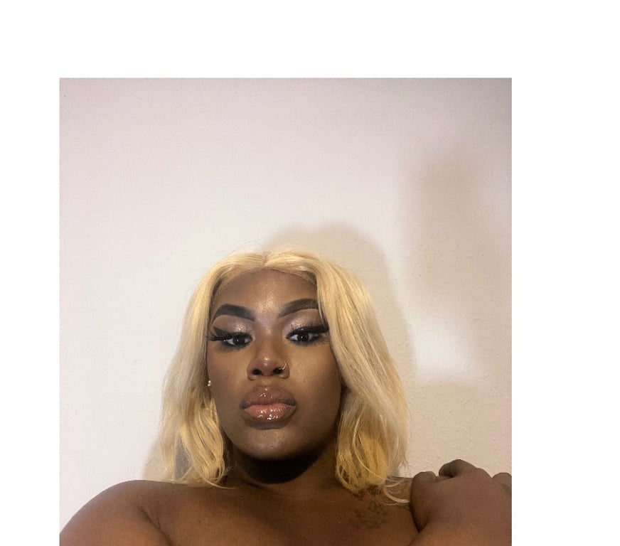 Trans Escorts Essex Thurrock - Essex - Photos for Sexy Trans Girl Shania 💋