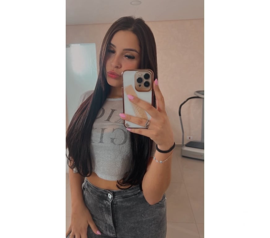 Escorts Surrey Epsom and Ewell - Photos for 👑 NAUGHTY NEW GIRL IN TOWN 🍑 TEXT ME 📱