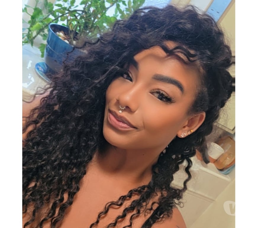 Escorts Kent Medway - Kent - Photos for French party 🥳 girl