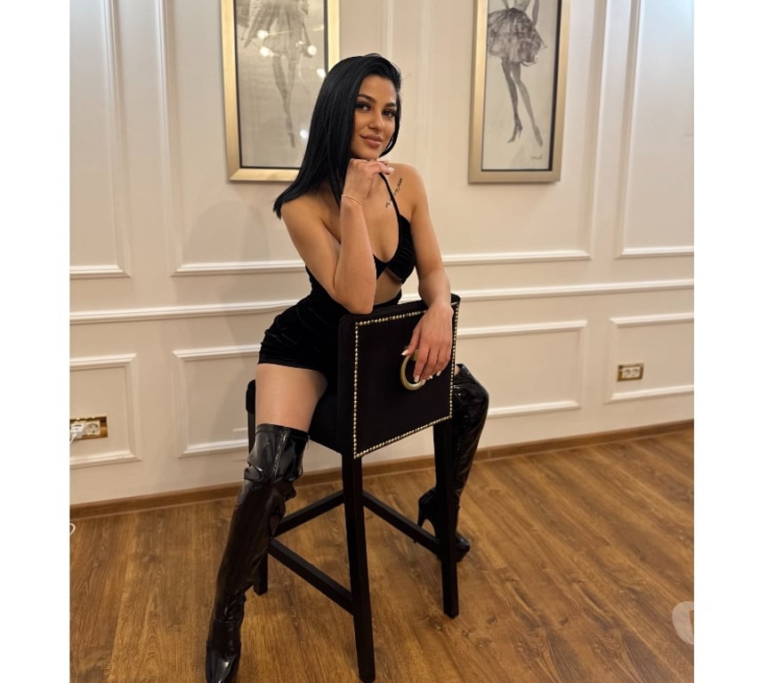 Escorts Buckinghamshire Milton Keynes - Photos for AYSHA❤️‍🔥NEW IN TOWN🩷PARTY GIRL‼️REAL 100%