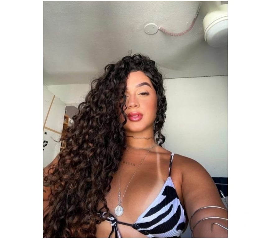 Escorts East London Bermondsey Station - East London - Photos for 🔥NEW IN E1 – ISABELLA | CURLY HAIR, SWEET LIPS