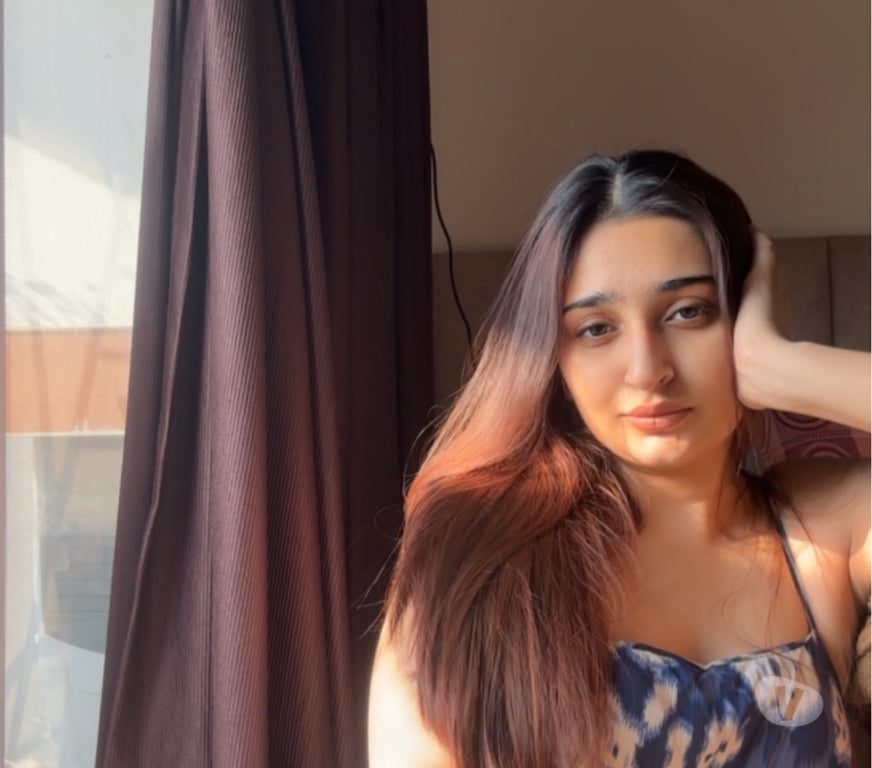 Escorts Cardiff Cardiff City Centre - Cardiff - Photos for Warm & Approachable Indian Companion in the area.