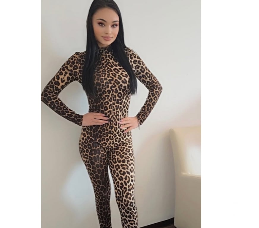 Escorts Essex Harlow - Photos for Hi guys! Amina is here for plesure you💋