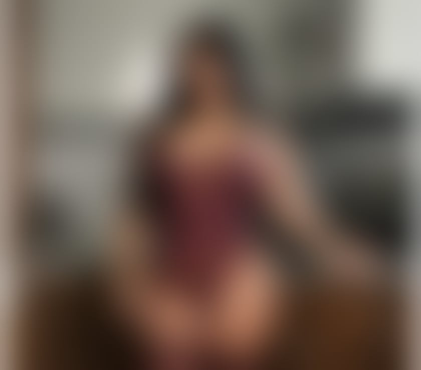 Escorts South East London Croydon - Photos for VANAHI BEATIFULL PARTY 💃🍑🍭