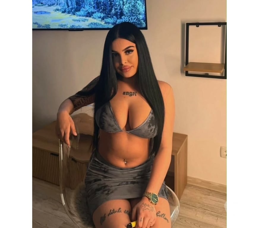 Escorts Surrey Reigate and Banstead - Photos for Hello new in you town