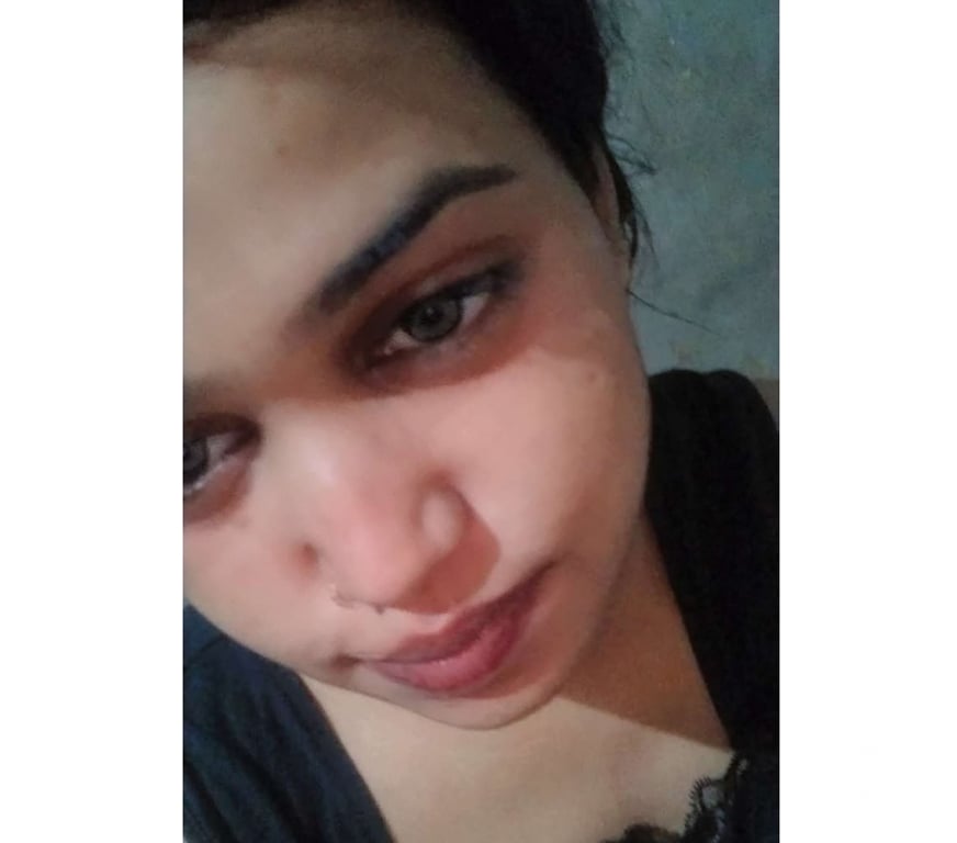 Escorts Bedfordshire Luton - Photos for gurnoor available here for incall and outcall