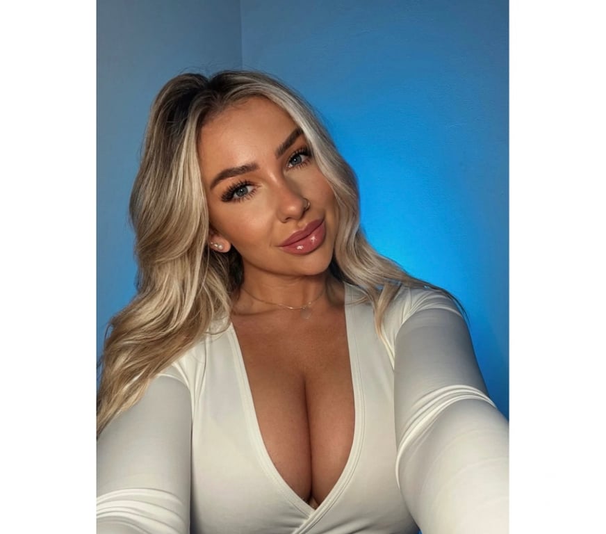 Escorts Greater Manchester Wigan - Photos for EXCLUSIVE PARTY QUEEN💋 NO RUSH😍