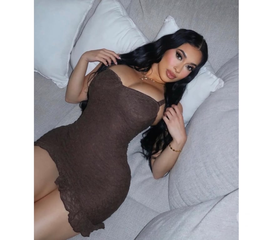 Escorts East London Beckton - East London - Photos for SEDUCTIVE BRUNETTE, HOT BRAZILIAN, JUST YOUR TYPE 💋✨