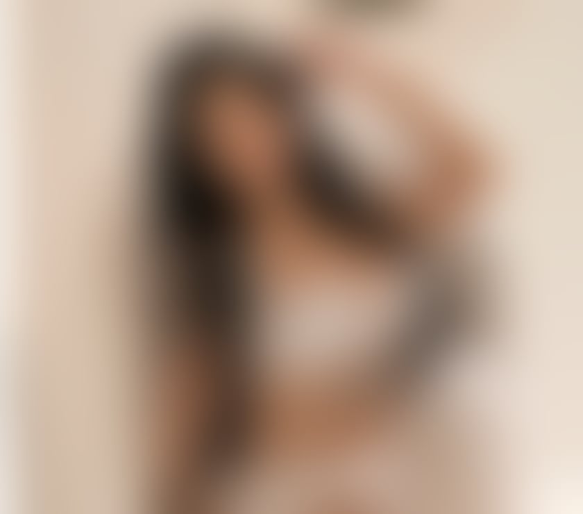 Escorts East London Bethnal Green - East London - Photos for 🍑🔥Suzi HOT GIRL NEW IN TOWN BRAZILIAN 🇧🇷