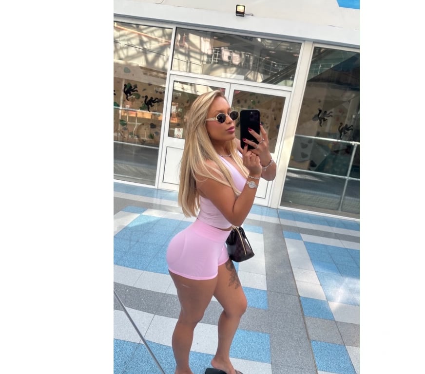 Escorts Bedfordshire Luton - Photos for CAMILA BLONDE LUTHON NEW