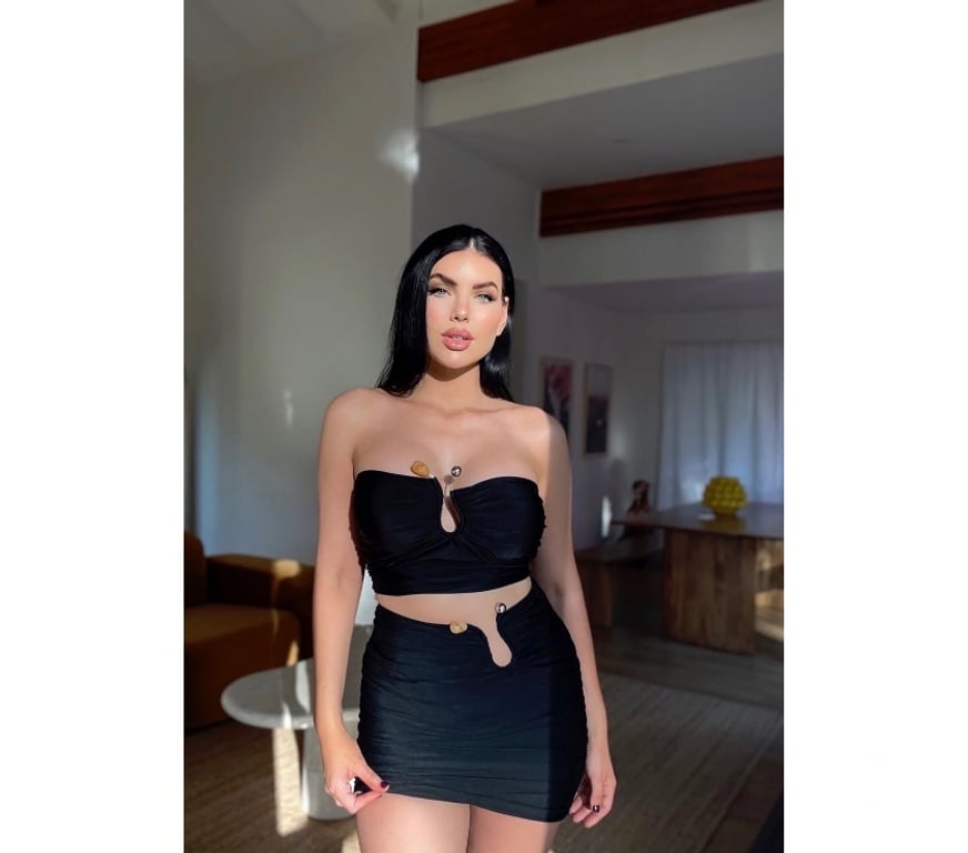 Escorts Bedfordshire Luton - Photos for 🇧🇷 Isadora Lovely Brazilian party girl 😍