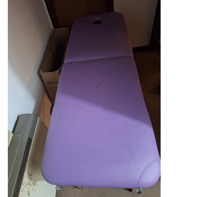 Miscellaneous Glasgow Blythswood Hill - Glasgow - Photos for Used Massage table for sale