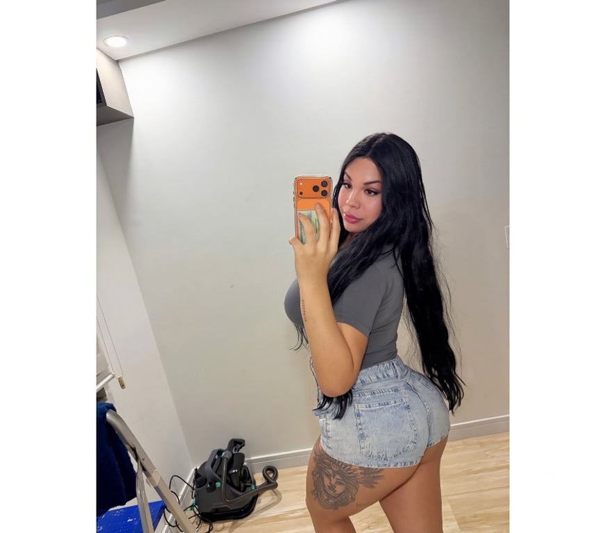 Escorts South East London Croydon - Photos for Naughty girl ❤️ available for outings 💯 party girl