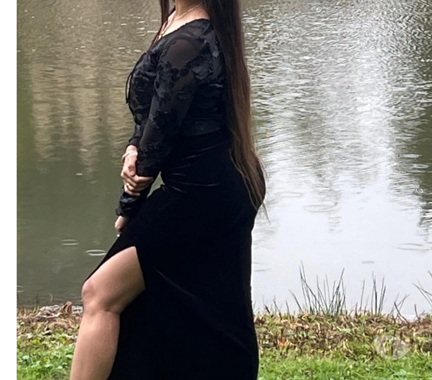 Escorts West Midlands Birmingham - Photos for Rose INDIAN Available