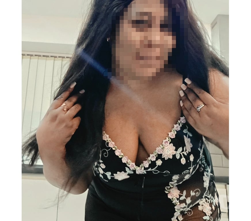 Escorts West Midlands Sandwell - Photos for Ebony Bee Milfy
