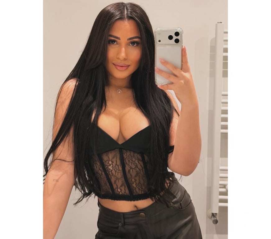 Escorts Oxfordshire Cherwell - Photos for Sexy BIG NATURAL BOOBS I Promise Best Service GFE OWO KISS