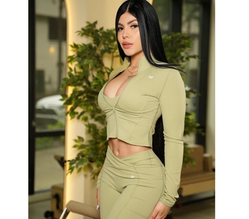 Escorts Greater Manchester Manchester - Photos for QUEEN OF OWO👅💦 Partyyy 🍭❤️‍🔥 24h📞M4 4AA